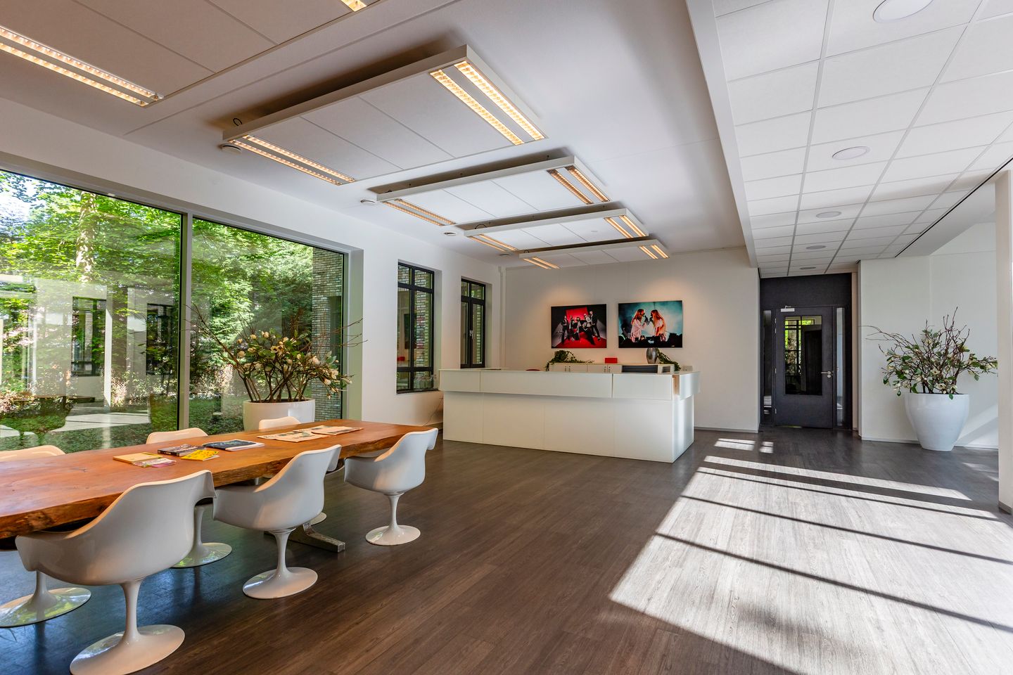 Bekijk foto 4 van Catharina van Renneslaan 20