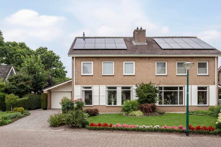 Foto 2 van Meester Sprenkelsstraat 32