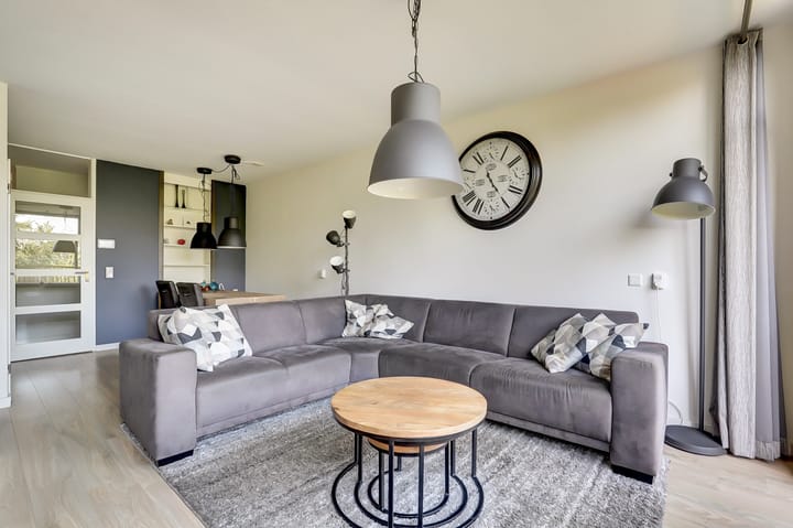 Photo 9 of Dokter van Stratenweg 331