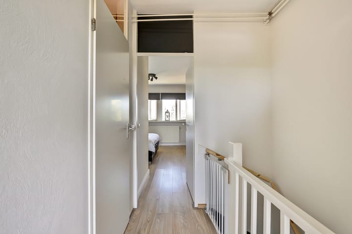 Photo 15 of Dokter van Stratenweg 331