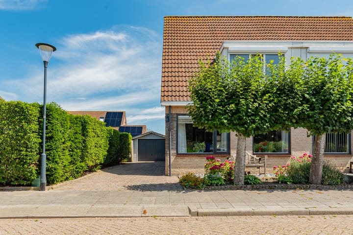 Foto 2 van Oosterscheldestraat 1