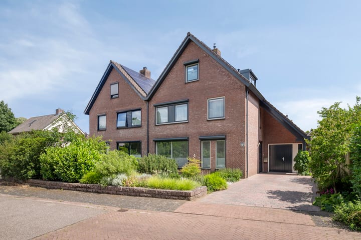 Foto 33 van Aalsburg 3007