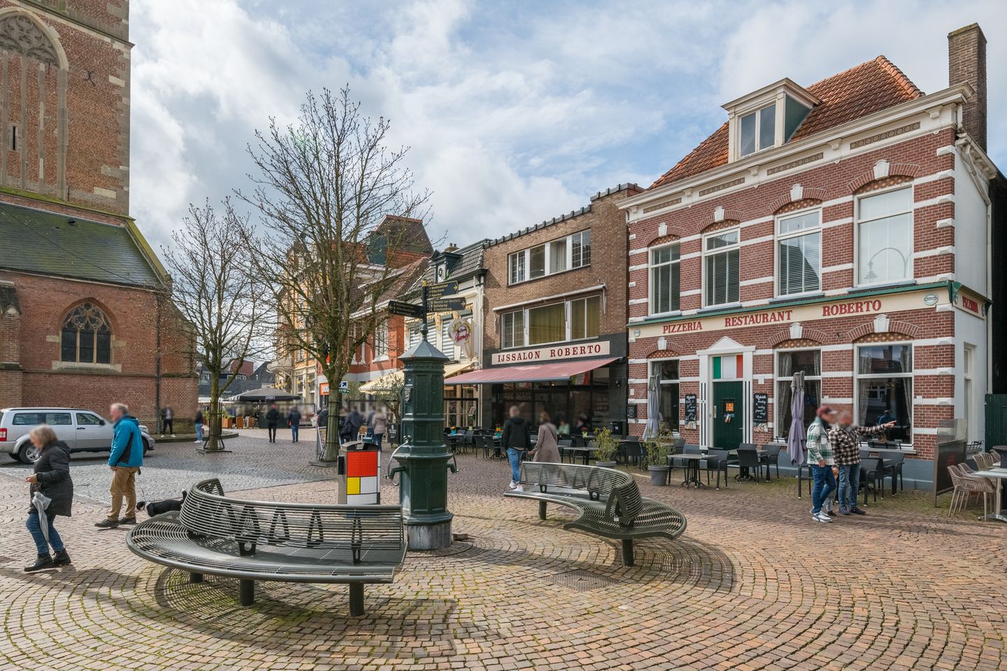 View photo 3 of Markthoek 103