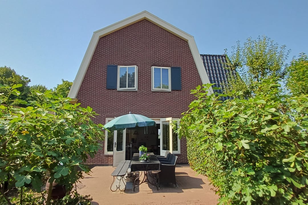 Photo 32 of Schoolstraat 22