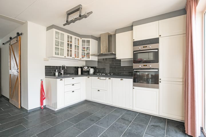 Foto 9 van Rubensstraat 8-A