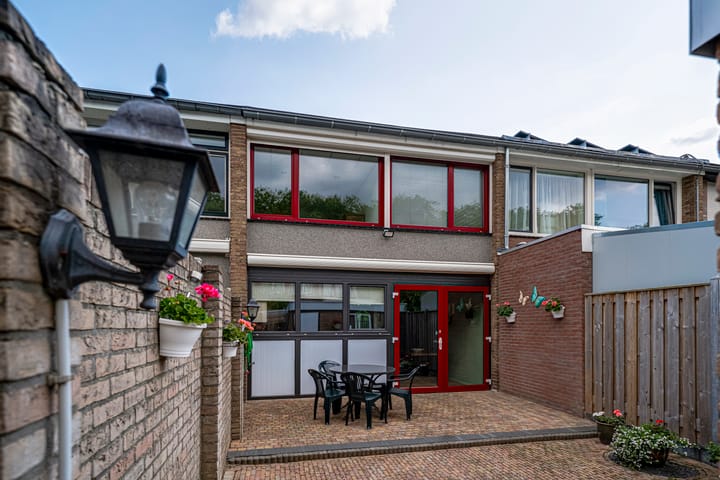 Foto 24 van Vincent van Goghstraat 21