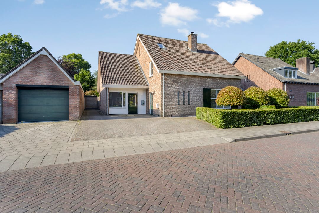 Foto 2 van Pastoor Santfoortstraat 9