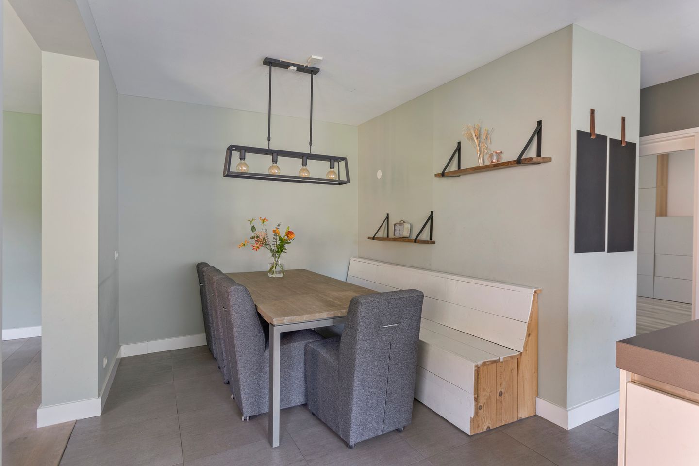 Foto 14 van Pastoor Santfoortstraat 9