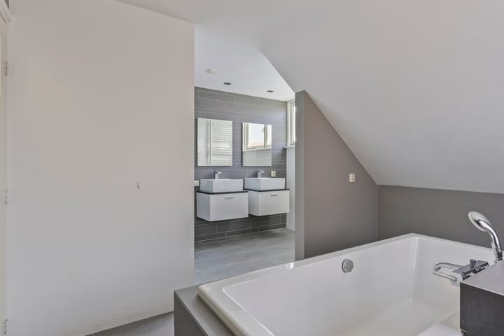 Photo 32 of Pastoor Santfoortstraat 9