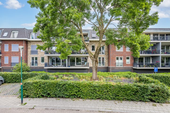 Foto 48 van Koningin Wilhelminaweg 13