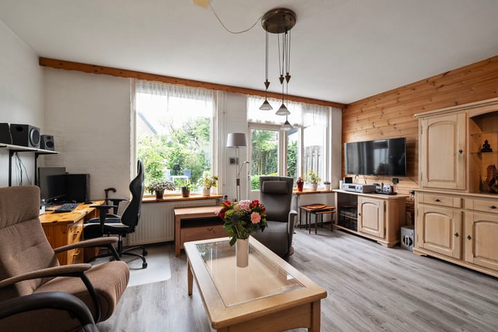 Foto 10 van Kruiszwin 1205