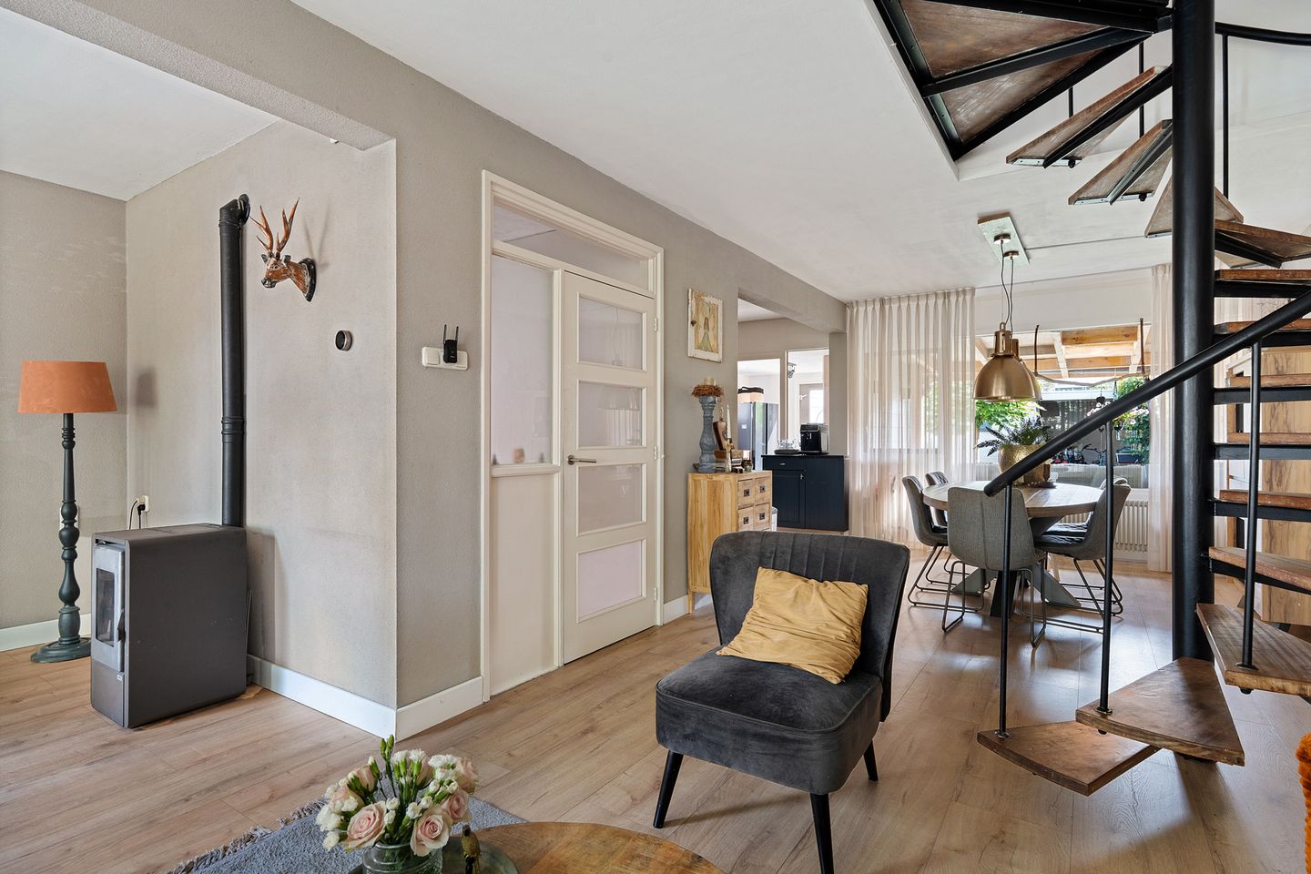 Foto 14 van Nijkampenweg 176