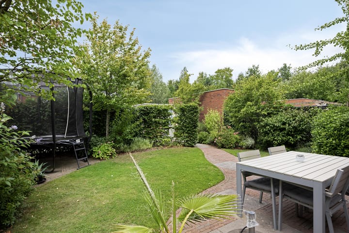 Photo 4 of Vuursteen 17