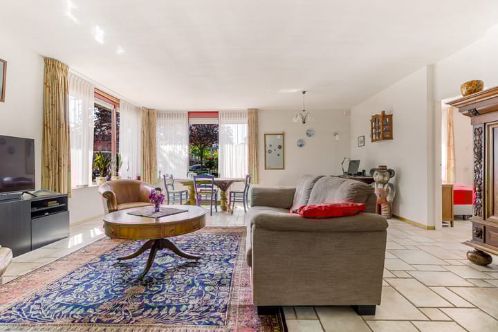 Foto 16 van Maatschapslaan 2