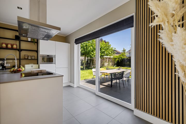 Photo 19 of Willem Lodewijklaan 1