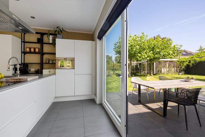 Photo 24 of Willem Lodewijklaan 1