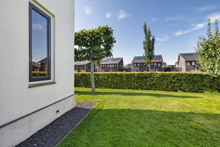 Photo 50 of Willem Lodewijklaan 1