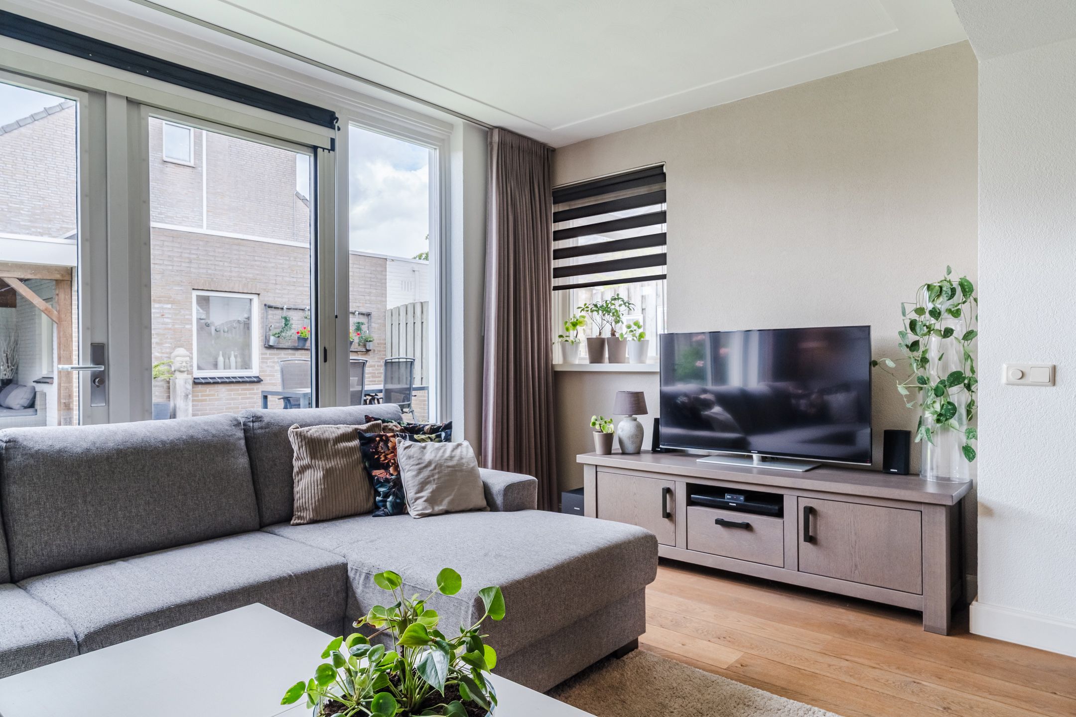 Foto 21 van Geelgors 20