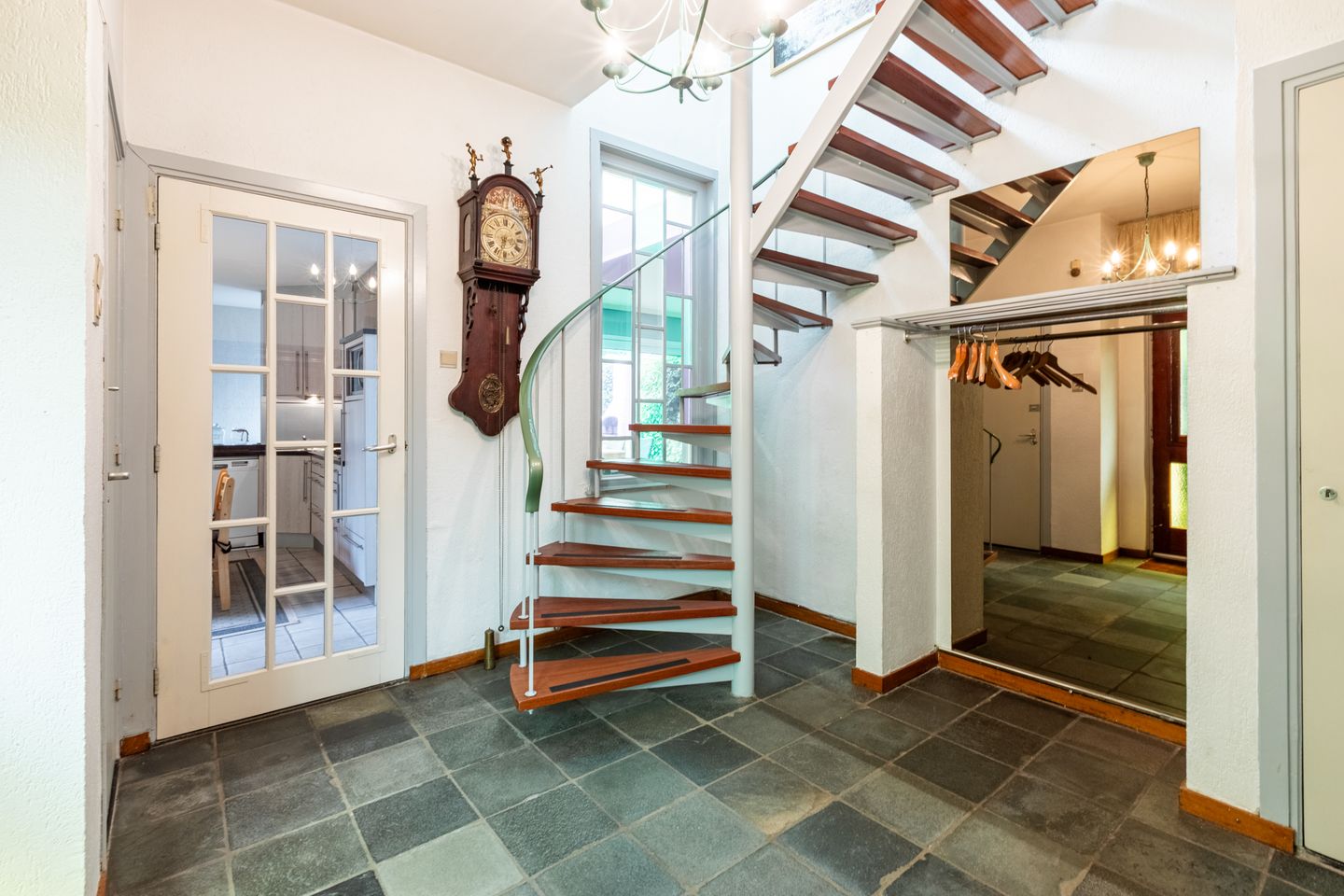 Photo 19 of Willibrorduslaan 67