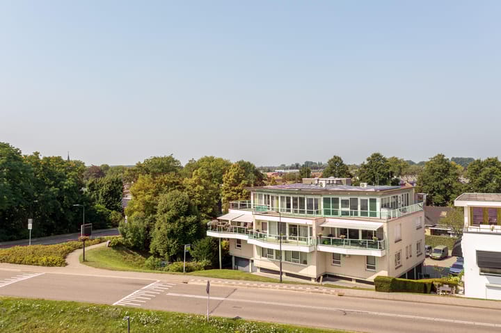 Photo 9 of Rivierdijk 245