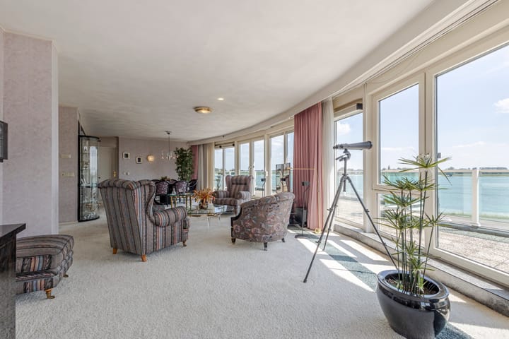 Photo 16 of Rivierdijk 245