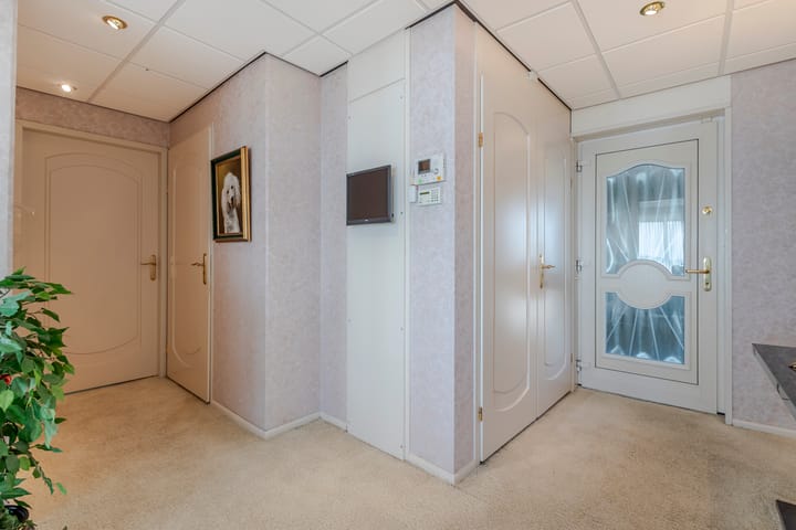 Photo 29 of Rivierdijk 245