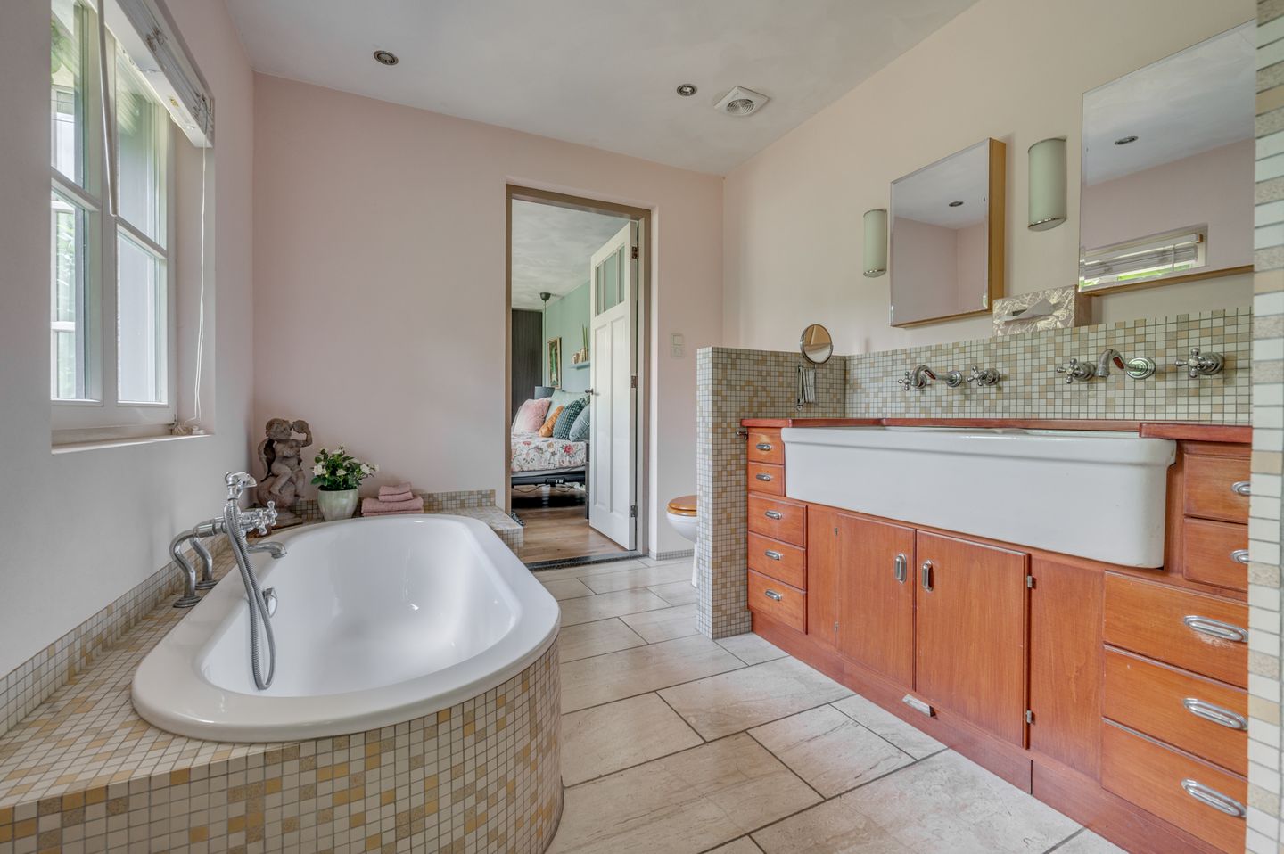 Foto 14 van Urbanusstraat 4