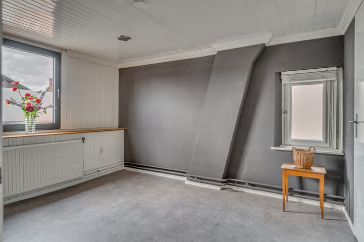 Foto 24 van Urbanusstraat 4