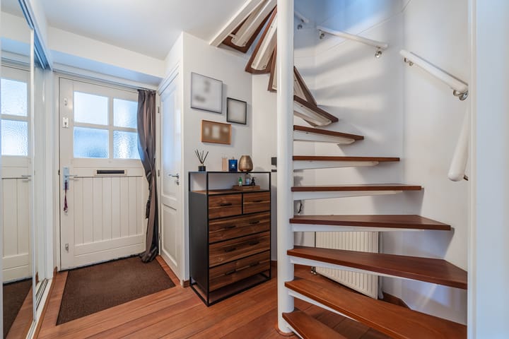 Photo 8 of Arnold van Lieropstraat 56