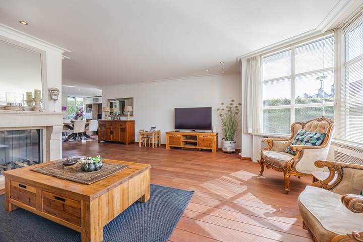 Photo 15 of Arnold van Lieropstraat 56