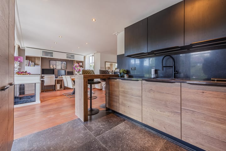 Photo 25 of Arnold van Lieropstraat 56