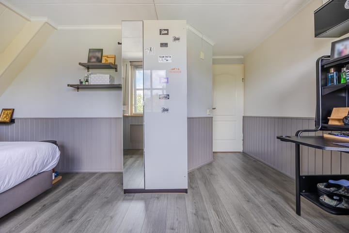 Photo 35 of Arnold van Lieropstraat 56