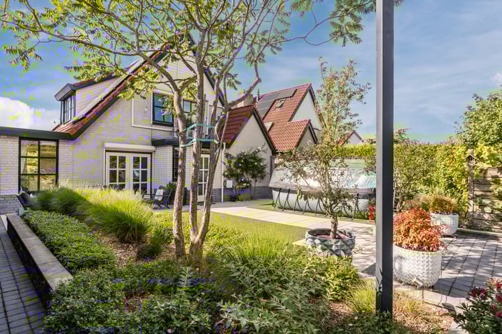 Photo 58 of Arnold van Lieropstraat 56