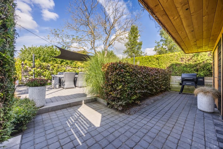 Photo 67 of Arnold van Lieropstraat 56