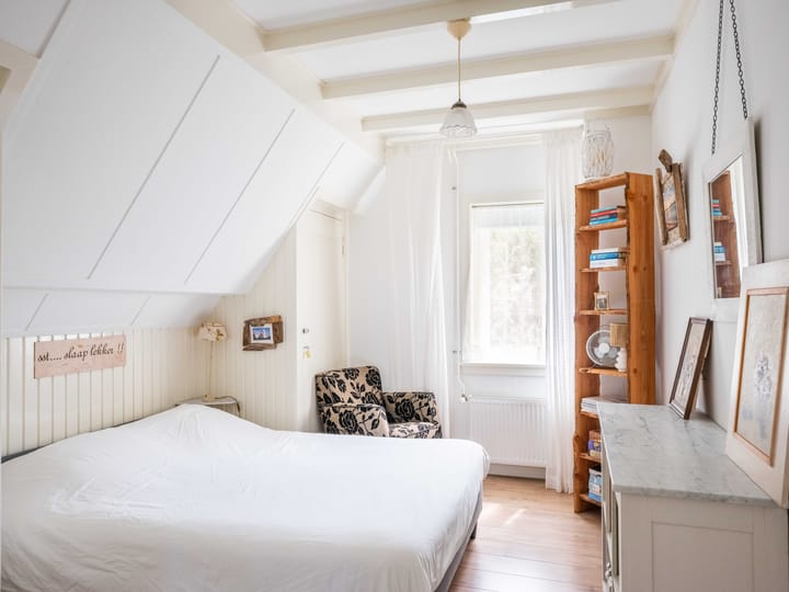 Photo 22 of Guurtjeslaan 4