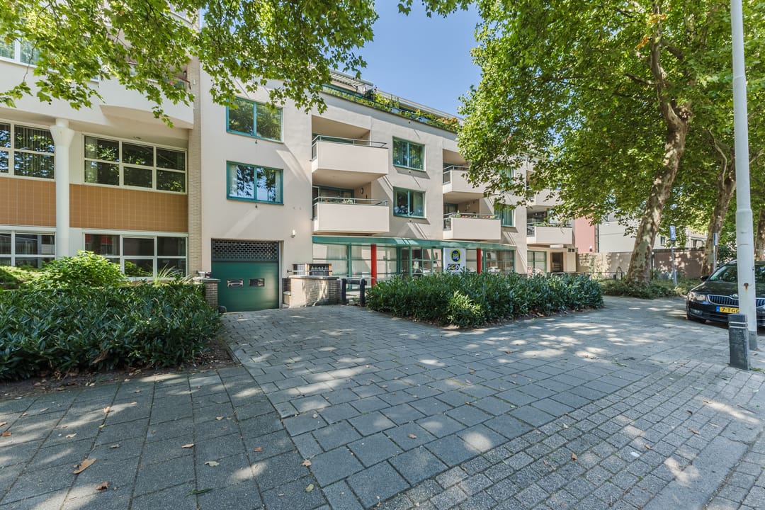 Photo 1 of Raadhuisstraat 32