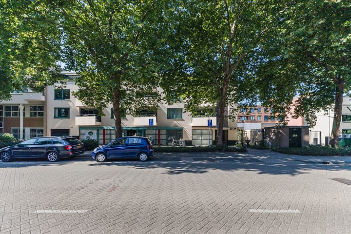 Photo 7 of Raadhuisstraat 32