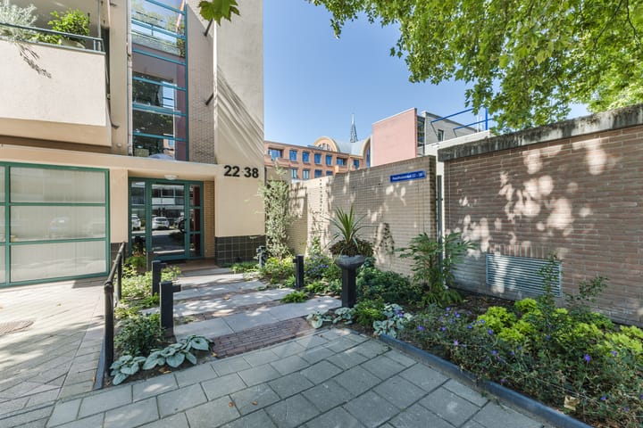 Photo 9 of Raadhuisstraat 32