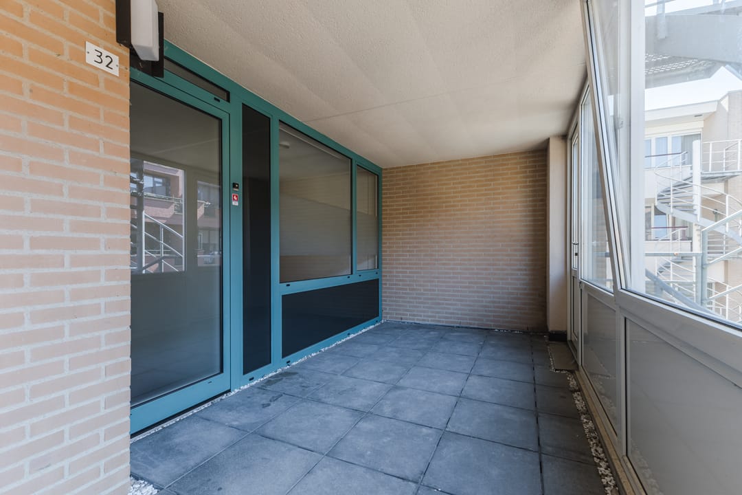 Photo 13 of Raadhuisstraat 32