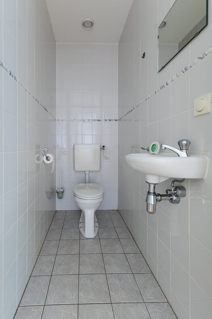 Photo 16 of Raadhuisstraat 32