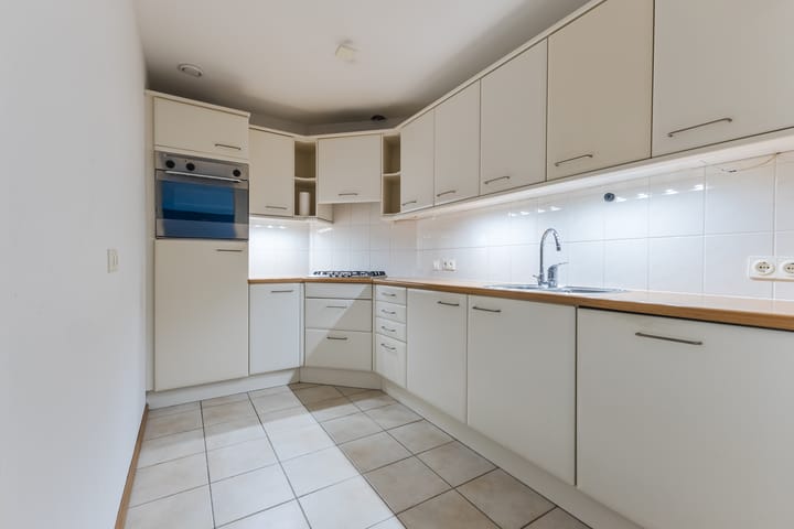 Photo 22 of Raadhuisstraat 32