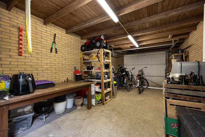 Photo 32 of Vivaldistraat 25