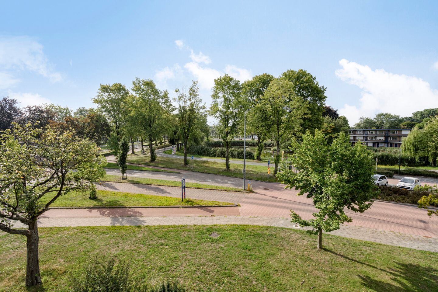 Photo 10 of Van Borsselestraat 53