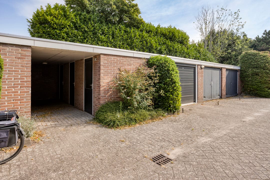 Photo 26 of Van Borsselestraat 53