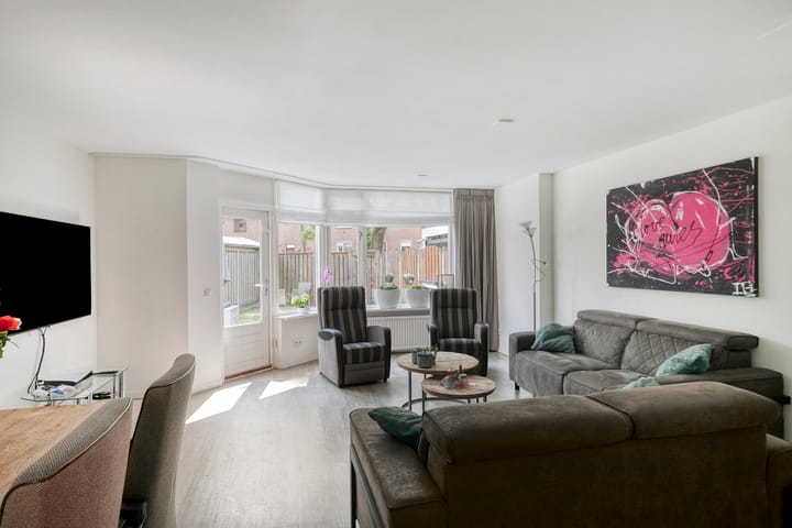 Foto 5 van Vriezinnenstede 14