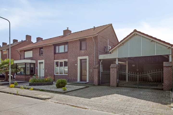 Foto 3 van Bernadettelaan 14