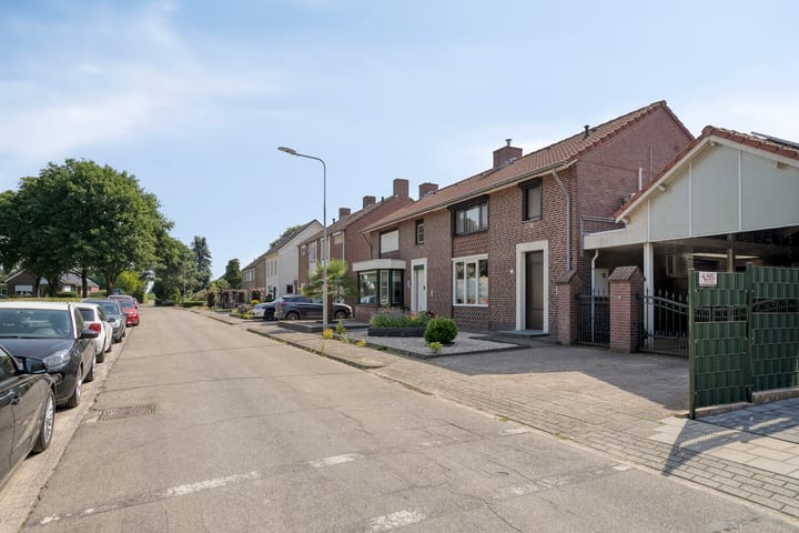 Foto 4 van Bernadettelaan 14