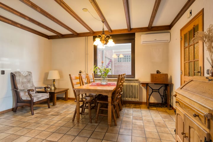 Photo 10 of Bernadettelaan 14