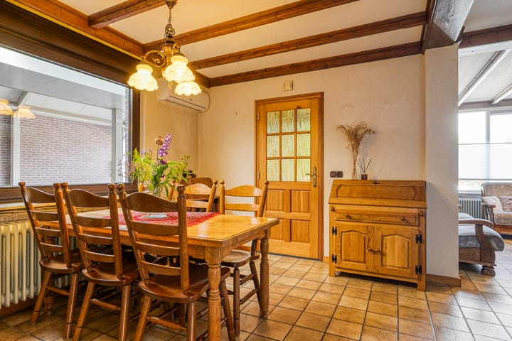 Photo 11 of Bernadettelaan 14