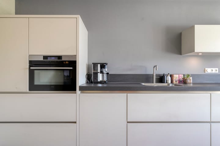 Photo 14 of Bernadettelaan 14